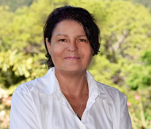 Dr. Olga Radocaj